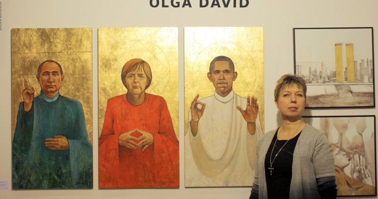 Malerin Olga David auf der Kunstmesse Art Innsbruck